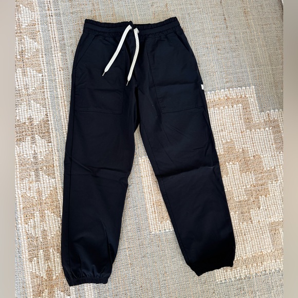 Women’s Vuori Black Performance Jogger Pants - Picture 1 of 1